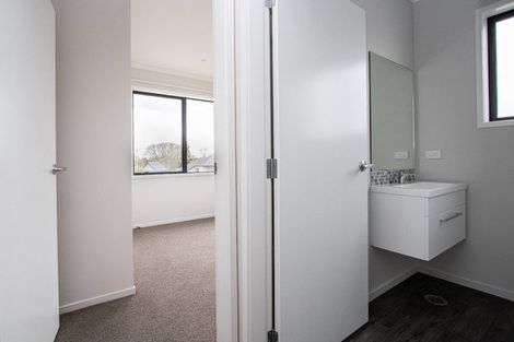 Photo of property in 9/10 Charlemont Street, Whitiora, Hamilton, 3200