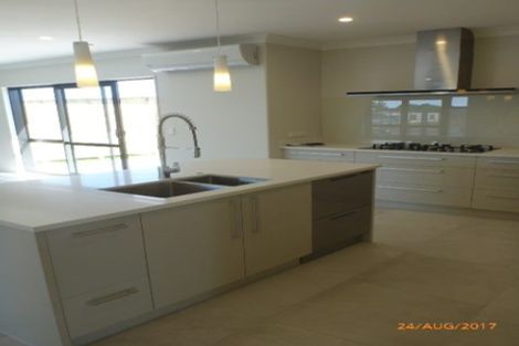 Photo of property in 32 Kaimanawa Road, Karaka, Papakura, 2113