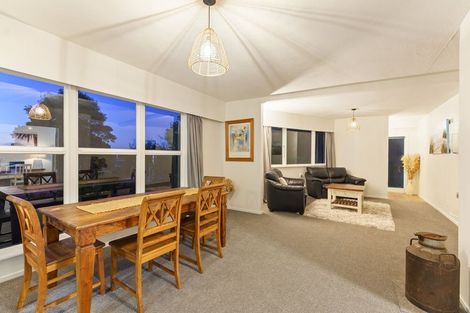 Photo of property in 30 Ruru Street, Waikanae, 5036