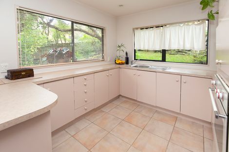 Photo of property in 11 Kauri Road, Stanmore Bay, Whangaparaoa, 0932