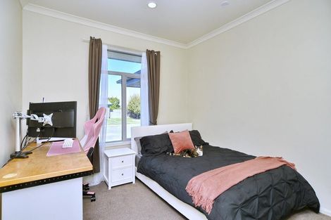 Photo of property in 3 Puhara Avenue, Parklands, Christchurch, 8083