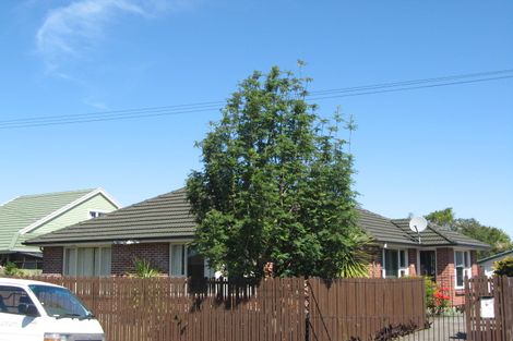 Photo of property in 6 Quebec Place, Wainoni, Christchurch, 8061