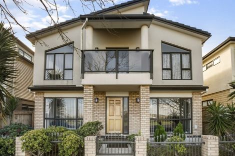 Photo of property in 33 Agapanthus Place, Flat Bush, Auckland, 2016