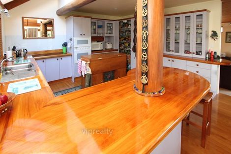 Photo of property in 32 Okareka Loop Road, Lake Okareka, Rotorua, 3076