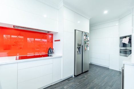 Photo of property in 1 Wigan Place, Hokowhitu, Palmerston North, 4410