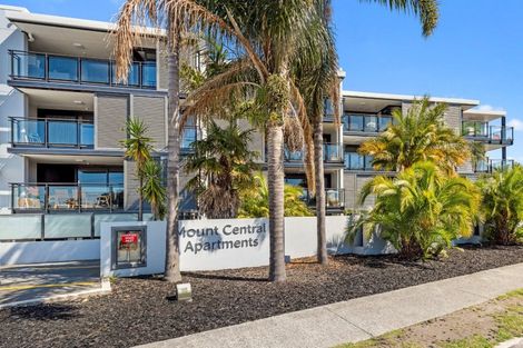 Photo of property in 3-03/424 Maunganui Road, Mount Maunganui, 3116