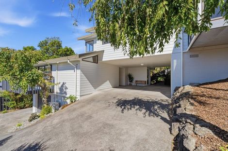Photo of property in 2 Seaford Place, Murrays Bay, Auckland, 0630