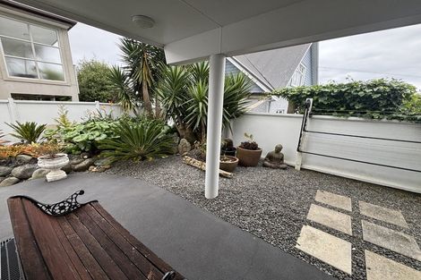Photo of property in 1/20 Fulford Street, New Plymouth, 4310