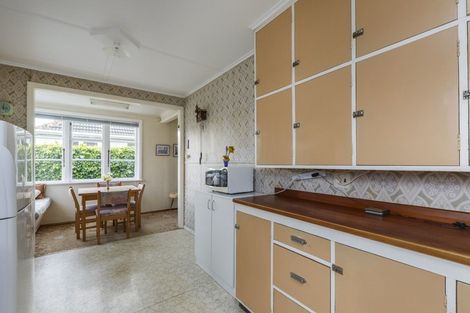 Photo of property in 42 Tweed Street, Roslyn, Palmerston North, 4414