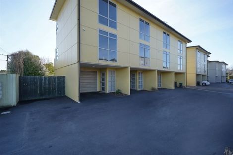 Photo of property in 2/54 Champion Street, Edgeware, Christchurch, 8013