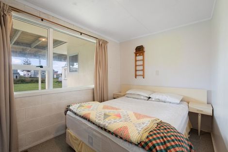 Photo of property in 61 Seaforth Road, Waihi Beach, 3611