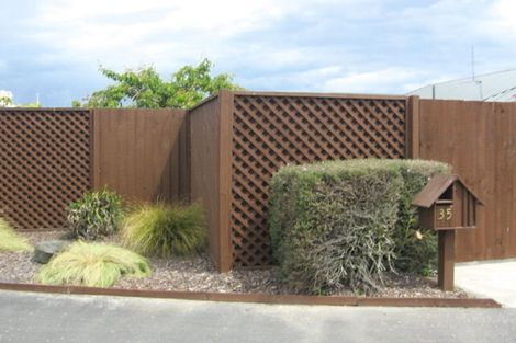 Photo of property in 35 Kildare Street, Northwood, Christchurch, 8051