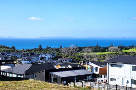 Photo of property in 49 Kumukumu Road, Long Bay, Auckland, 0630