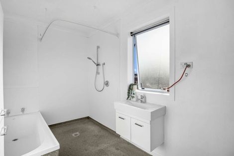 Photo of property in 16 Caledonian Road, Oamaru North, Oamaru, 9400