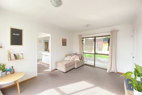 Photo of property in 176 Sturges Road, Henderson, Auckland, 0612