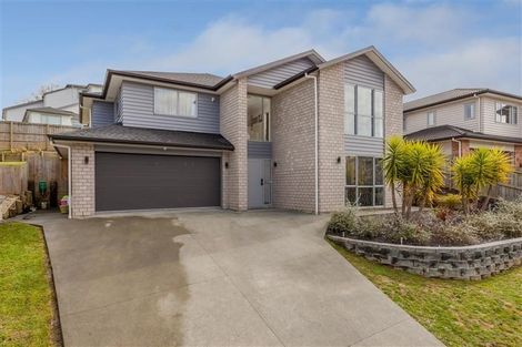 Photo of property in 39 San Marino Drive West, Henderson, Auckland, 0612