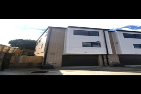 Photo of property in 1/9 Donovan Avenue, Massey, Auckland, 0614