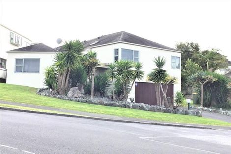 Photo of property in 1/6 Arirang Rise, Pinehill, Auckland, 0632