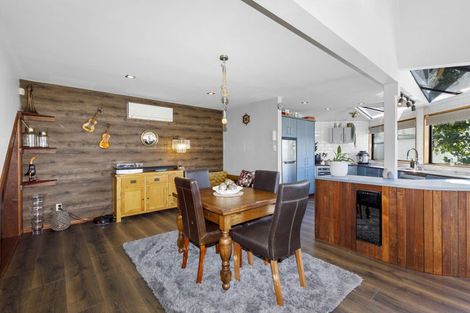 Photo of property in 80 Tio Tio Road, Seatoun, Wellington, 6022