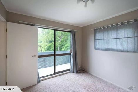 Photo of property in 10 Tio Tio Road, Miramar, Wellington, 6022