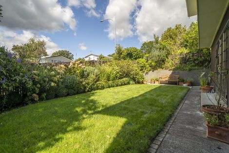 Photo of property in 1 Brasenose Place, Tawa, Wellington, 5028