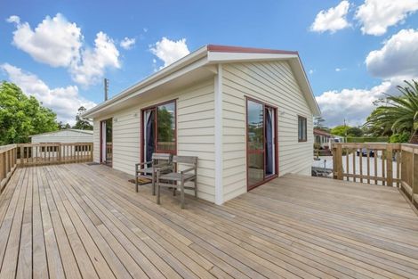 Photo of property in 200 Parkhurst Road, Parakai, 0830