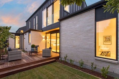 Photo of property in 38 Straven Road, Riccarton, Christchurch, 8011