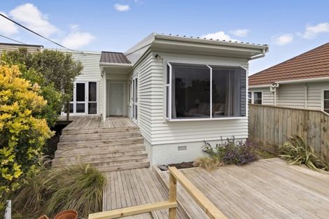 Photo of property in 122 Homebush Road, Khandallah, Wellington, 6035