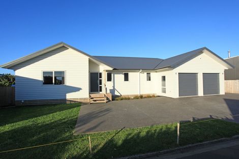 Photo of property in 22a Manukau Road, Raglan, 3225