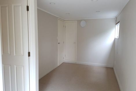 Photo of property in 27 Arrow Road, Forrest Hill, Auckland, 0620