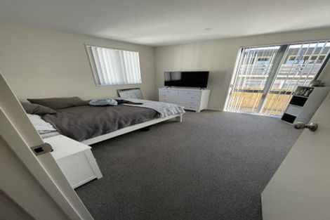 Photo of property in 60c Seymour Road, Sunnyvale, Auckland, 0612