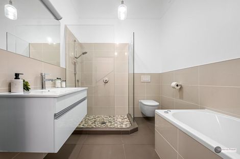 Photo of property in 4 Hautana Square, Woburn, Lower Hutt, 5010