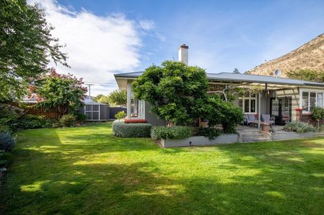 Photo of property in 9 Kelso Street, Roxburgh, 9500