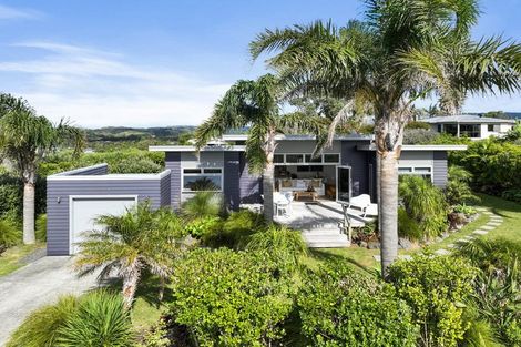 Photo of property in 11a Cullen Street, Mangawhai Heads, Mangawhai, 0505
