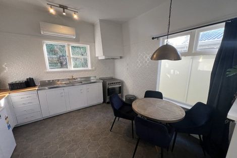 Photo of property in 35 Patanga Crescent, Thorndon, Wellington, 6011