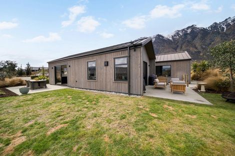Photo of property in 5 Durness Court, Jacks Point, Queenstown, 9371