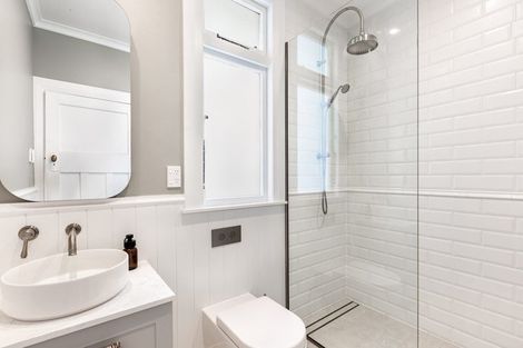 Photo of property in 13 Firth Terrace, Karori, Wellington, 6012