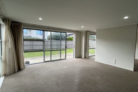 Photo of property in 3 Tawaki Avenue, Takanini, 2112