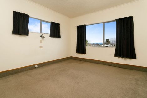 Photo of property in 2/16 Puriri Street, Hilltop, Taupo, 3330