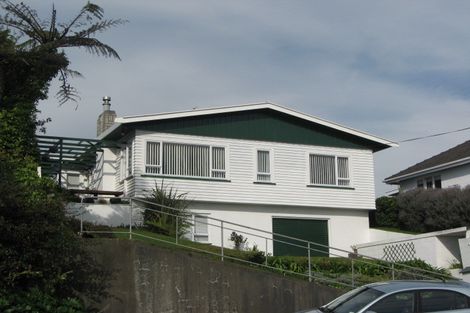 Photo of property in 249 Frankley Road, Frankleigh Park, New Plymouth, 4310