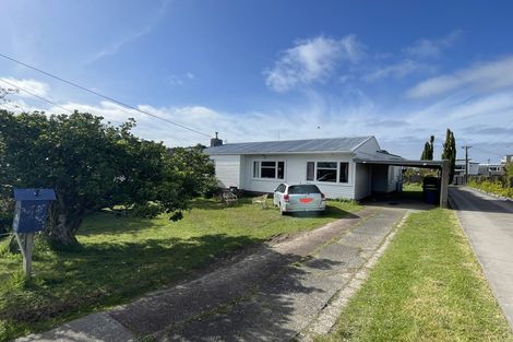 Photo of property in 11 Heath Avenue, Northcote, Auckland, 0627