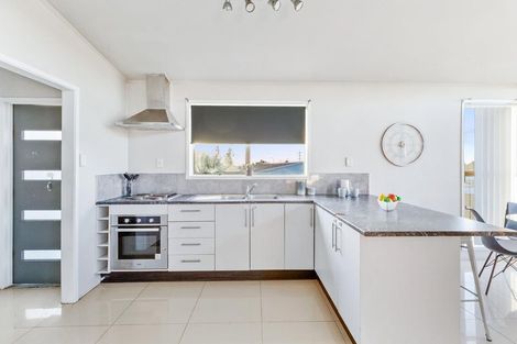 Photo of property in 35 Darnell Crescent, Clover Park, Auckland, 2019