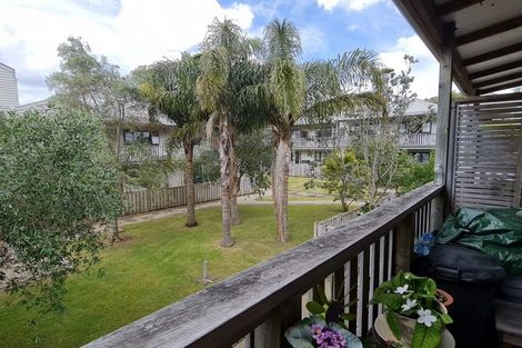Photo of property in 24/8 Carolina Place, Albany, Auckland, 0632
