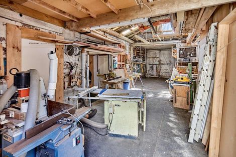 Photo of property in 77 Adelaide Road, Dannevirke, 4978