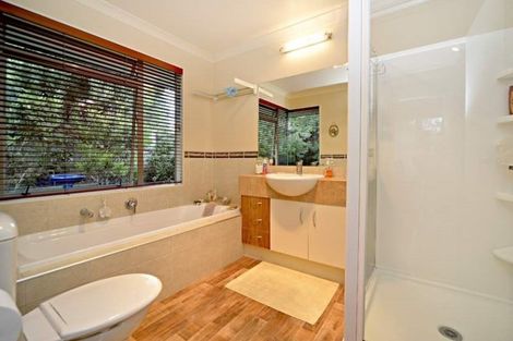 Photo of property in 32 Maybole Drive, Flat Bush, Auckland, 2016