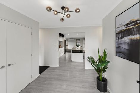 Photo of property in 2 Youngberry Drive, Richmond, 7020