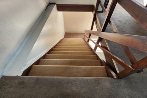 Photo of property in 1/36 Tree View Avenue, Glenfield, Auckland, 0629