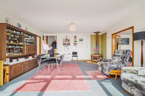 Photo of property in 121 Larnach Road, Vauxhall, Dunedin, 9013
