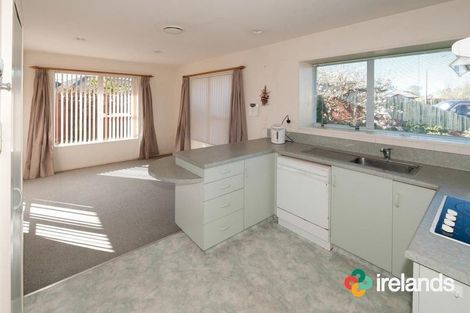 Photo of property in 2/4 Mull Place, Broomfield, Christchurch, 8042