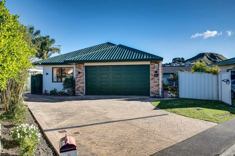 Photo of property in 5a Montague Way, Taradale, Napier, 4112
